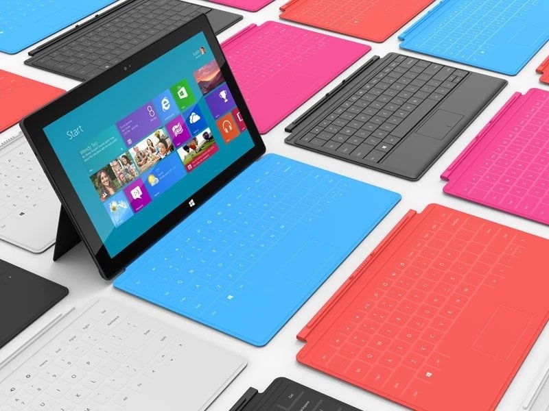 تبلت مایکروسافت مدل Surface Pro به همراه کیبورد ظرفیت 128 گیگابایت