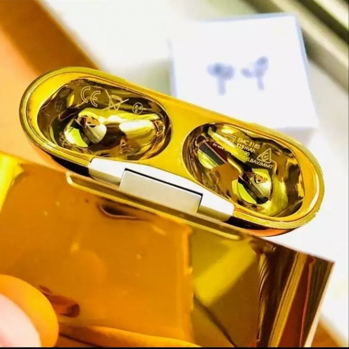 هدفون بلوتوثی اپل AirPods Pro NEW GLD با نویز کنسلینگ فعال (ANC)، درگاه شارژ USB Type-C، دارای پشتیبانی از فرمان لمسی، مقاوم در برابر رطوبت و عرق