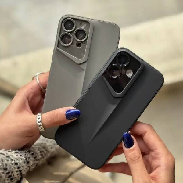 کاور قاب وانز مدل پورش دیزاین مناسب برای گوشی موبایل سامسونگ Galaxy A56